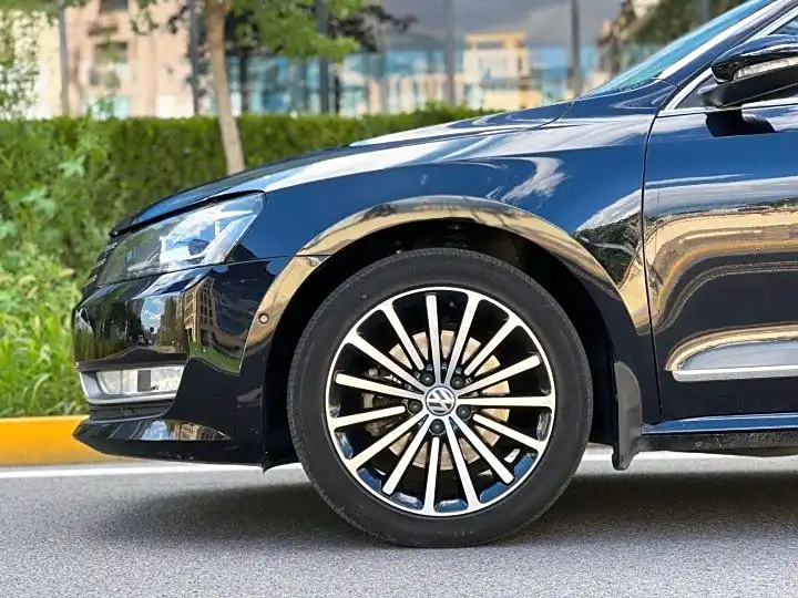 大众 帕萨特 2011款 1.8TSI DSG御尊版