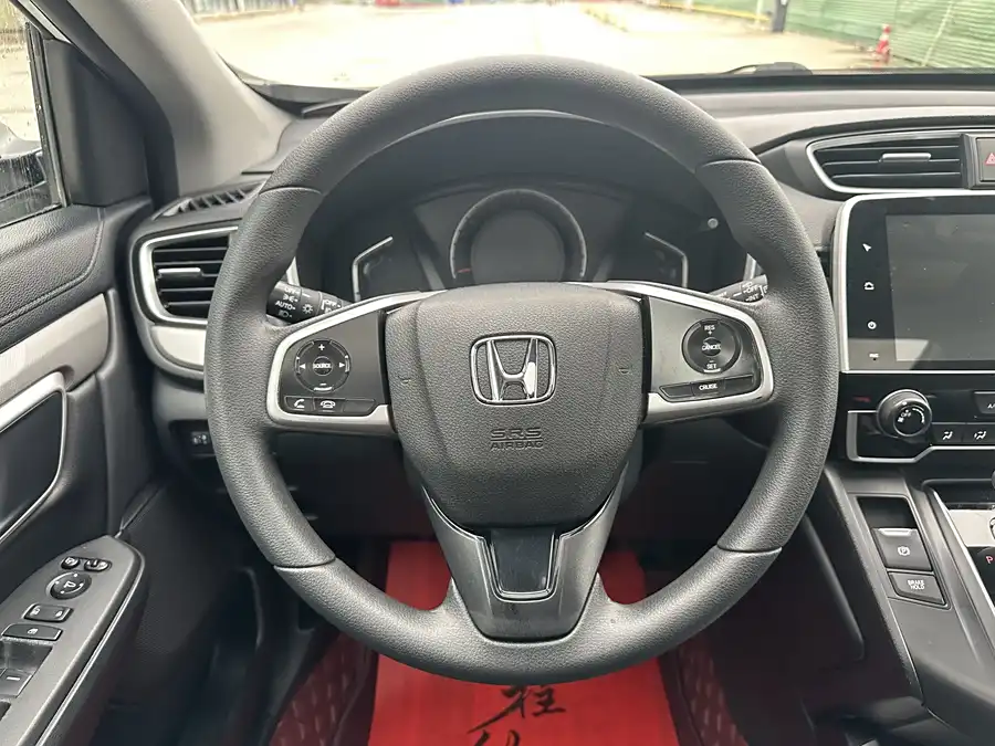 2017款 240TURBO CVT 两驱都市版